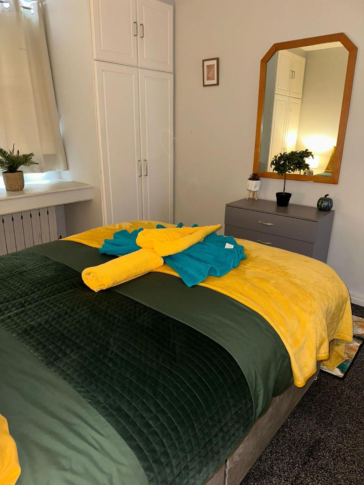Cosy Private Two Bedroom Apartament In Kensinghton Can Fit Up To 8 Guests Londýn Exteriér fotografie